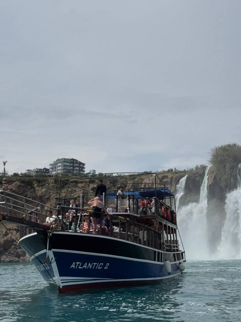 Excursie cu barca „Atlantic 2 Relax” la Cascada Duden